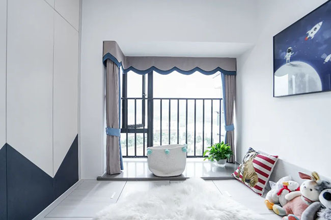 82㎡三居室，打造多能實用性玄關(guān)，打造效率型生活居所